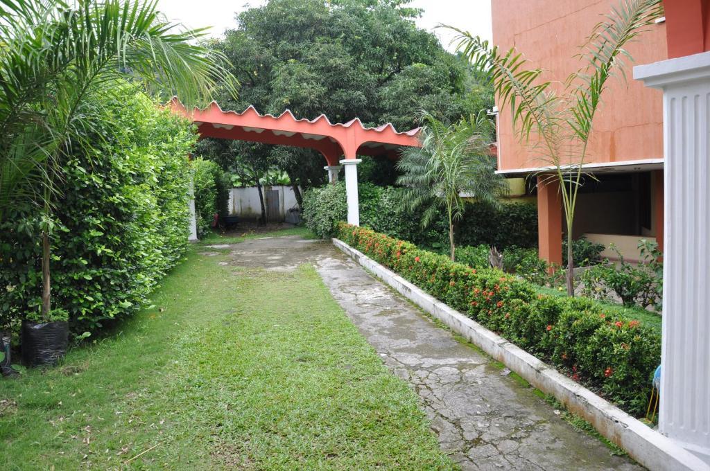 Santa Barbara Hotel Country Villavicencio Exterior photo
