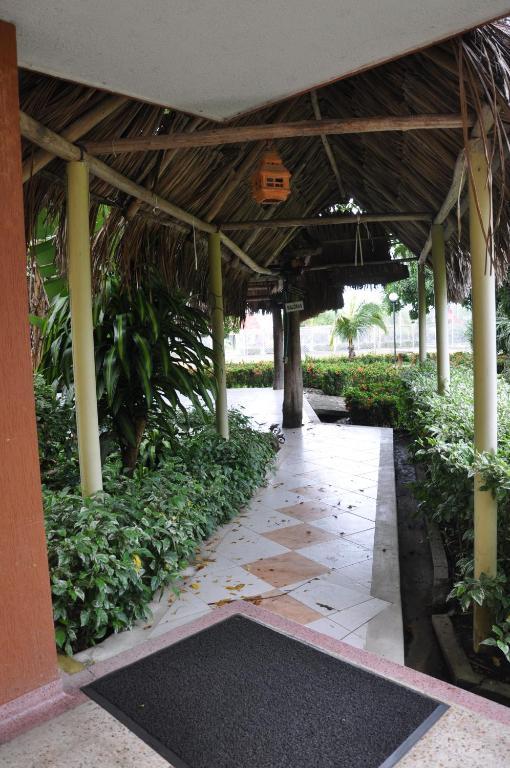 Santa Barbara Hotel Country Villavicencio Exterior photo